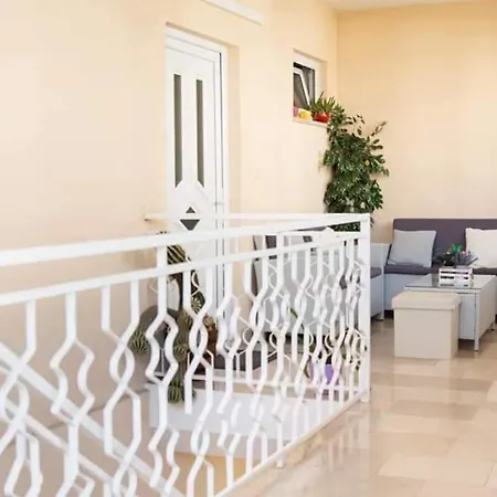 Neda Apartman Makarska