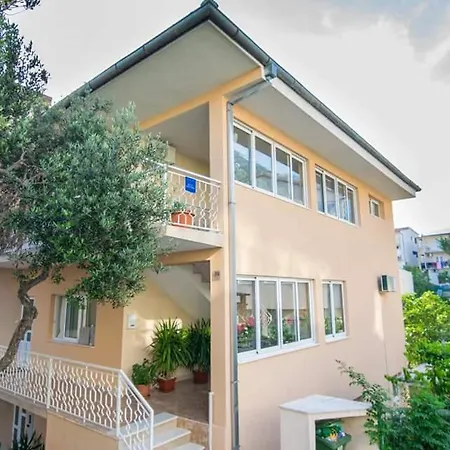 Neda Apartman Apartment