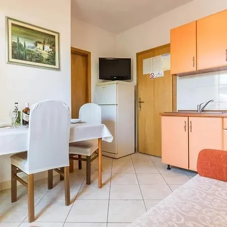 Neda Apartman Apartment Makarska